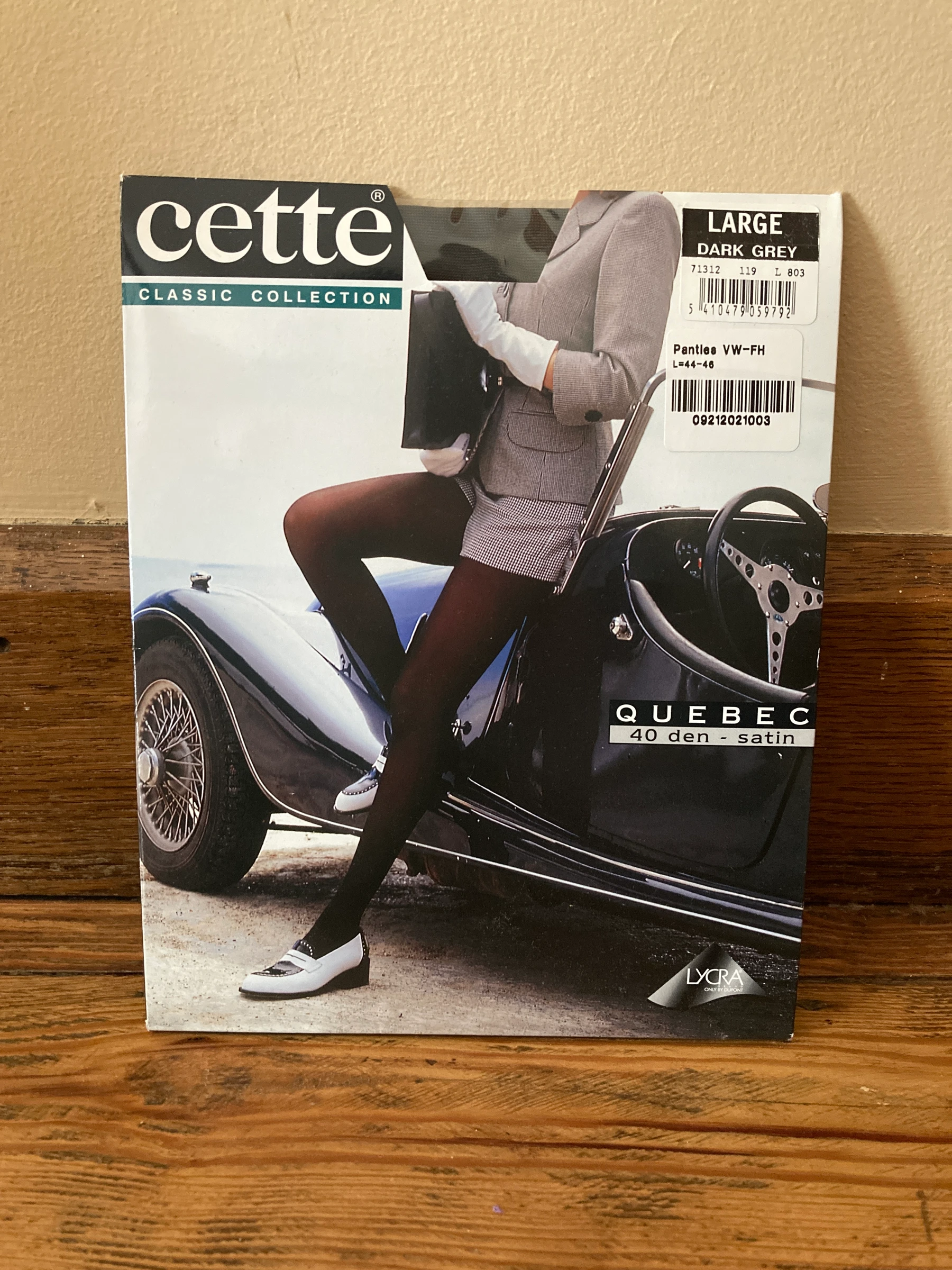 Collants taille L (44/46) Cette Quebec Neuf